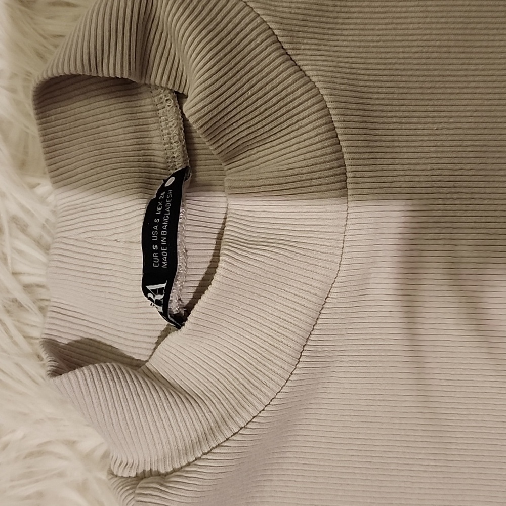 Zara Ribbed Dress - Picture 2 of 6